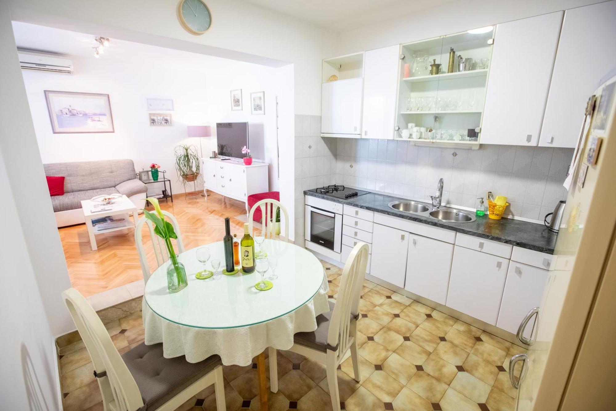 Apartment Gloria Podstrana Bagian luar foto