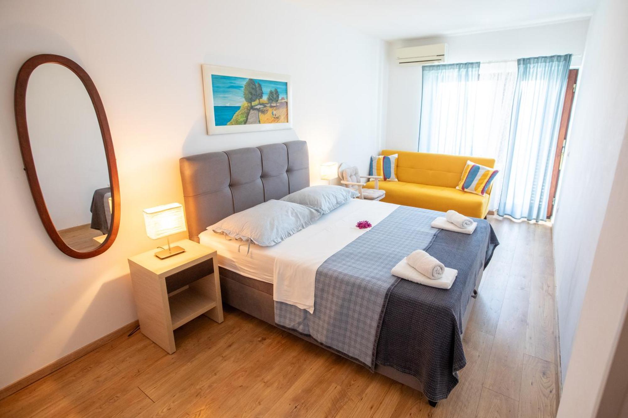 Apartment Gloria Podstrana Bagian luar foto