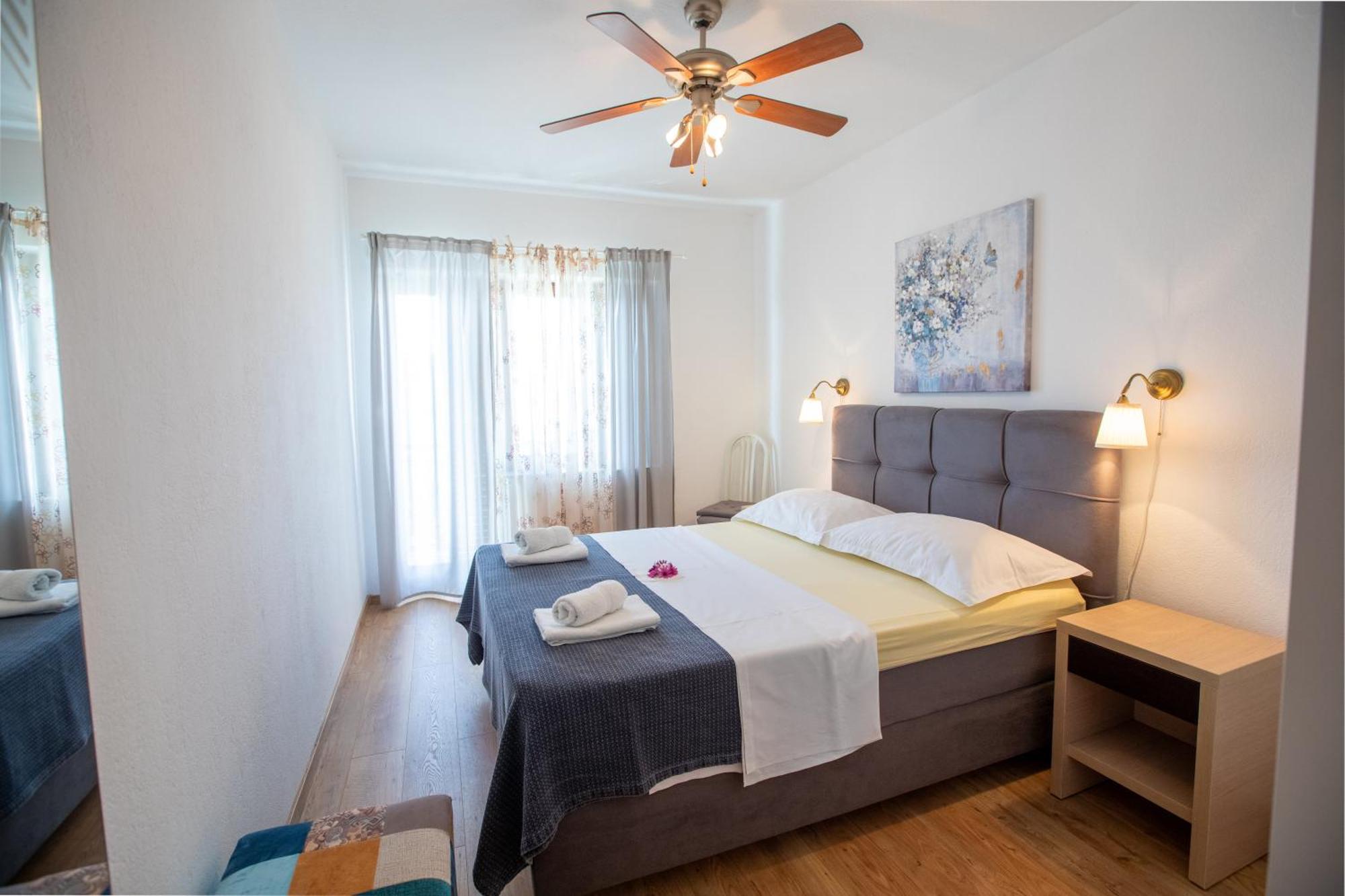 Apartment Gloria Podstrana Bagian luar foto
