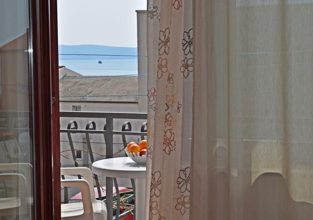 Apartment Gloria Podstrana Bagian luar foto